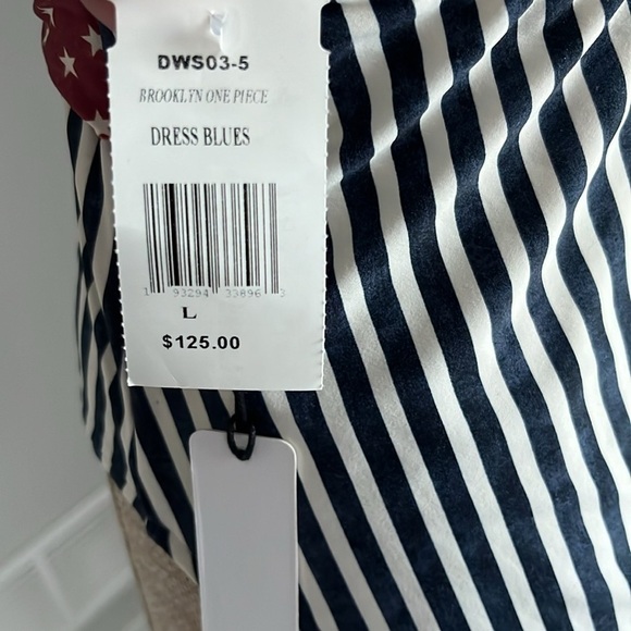 WEWOREWHAT Brooklyn Halter One Piece Bathing Suit Swimsuit Large NEW! - Picture 9 of 9